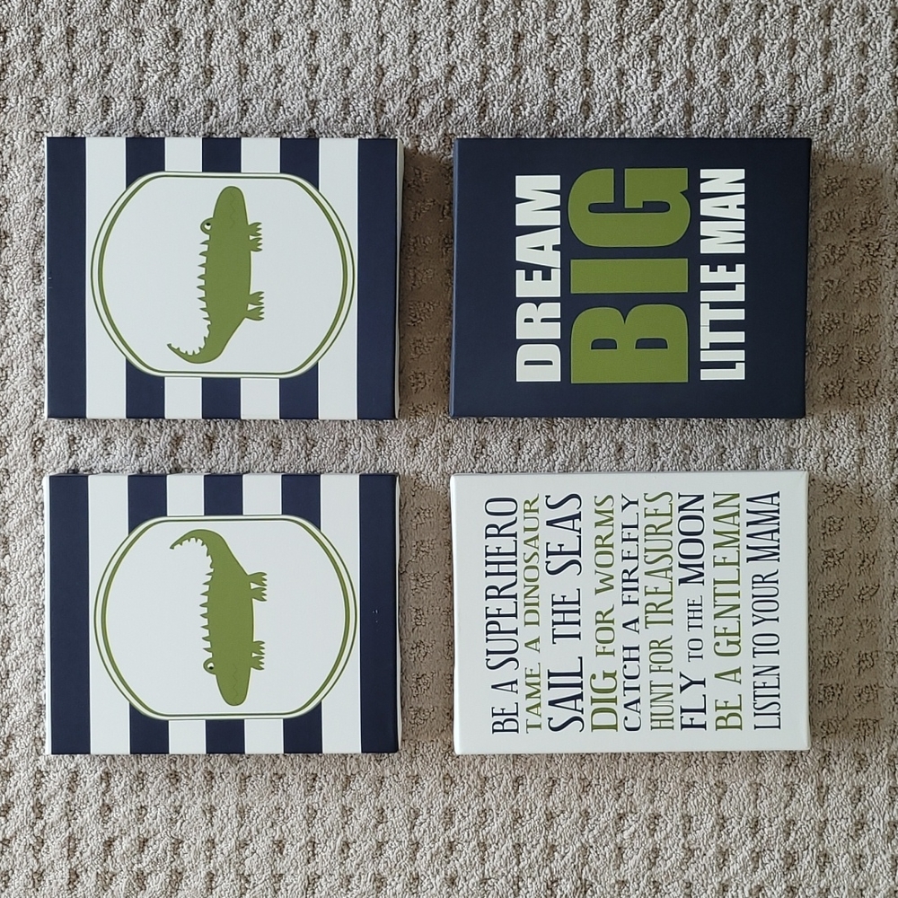 Set of 4 wall hangings navy, green & white